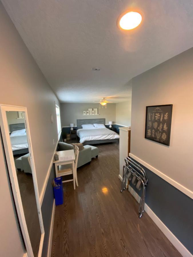 Guest Suites On Benvenuto Brentwood Bay Exteriér fotografie